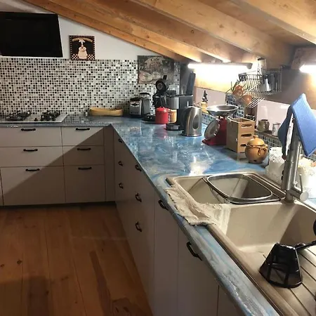 Holiday home Chez Pierrette Et Eugene Prix Nuitee/10 Personne *